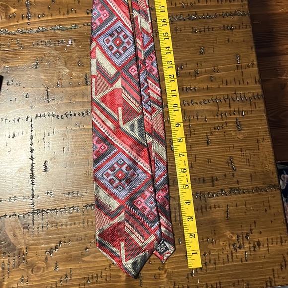 Vintage Coogi Silk Tie - Picture 8 of 9